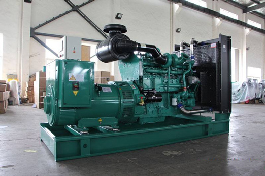 定西320kw康明斯柴油发电车出租_COPY_COPY